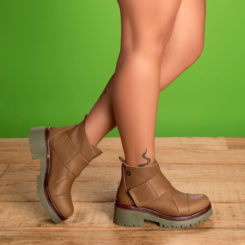 Laranja_Lima_Shoes_Sapatos_Femininos__-Bota---Cano-Curto-Salto-de-4-cm-em-Couro-Caramelo---Codigo---153026_9