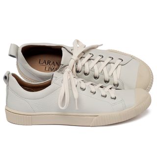 Tênis   Cano Baixo em Couro Off-White - Codigo - 148104