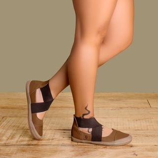 Tênis   Cano Alto em Couro Caramelo - Codigo - 156079