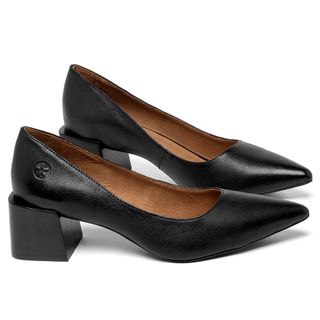 Scarpin   Bico Fino Salto de 5 cm em Couro Preto - Codigo - 157061