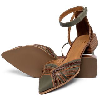 Scarpin   Bico Fino Salto de 3 cm em Couro Colorido - Codigo - 3945