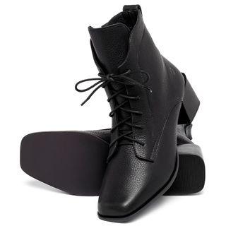 Bota   Cano Curto Salto de 5 cm em Couro Preto - Codigo - 9669