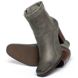 Bota   Cano Curto Salto de 7 cm em Couro Cinza - Codigo - 152003