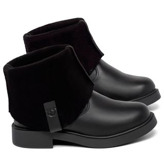 Bota   Cano Curto Salto de 2 cm em Couro Preto - Codigo - 156106