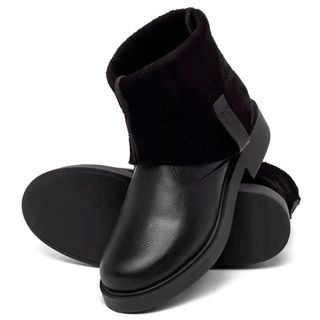 Bota   Cano Curto Salto de 2 cm em Couro Preto - Codigo - 156106
