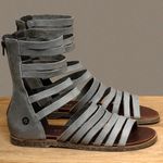Laranja_Lima_Shoes_Sapatos_Femininos_Sandalia_Rasteira_Flat_em_Couro_Cinza_-_Codigo_-_137374_3