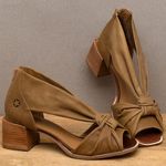 Laranja_Lima_Shoes_Sapatos_Femininos_Sandalia___Laranja_Lima_Shoes_Classic_Salto_de_5_cm_em_Couro_Caramelo_-_Codigo_-_3830_3