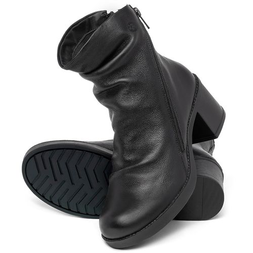 Bota   Cano Médio Salto de 5 cm em Couro Preto - Codigo - 141244